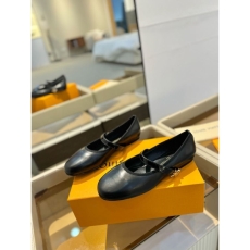 Louis Vuitton Flat Shoes